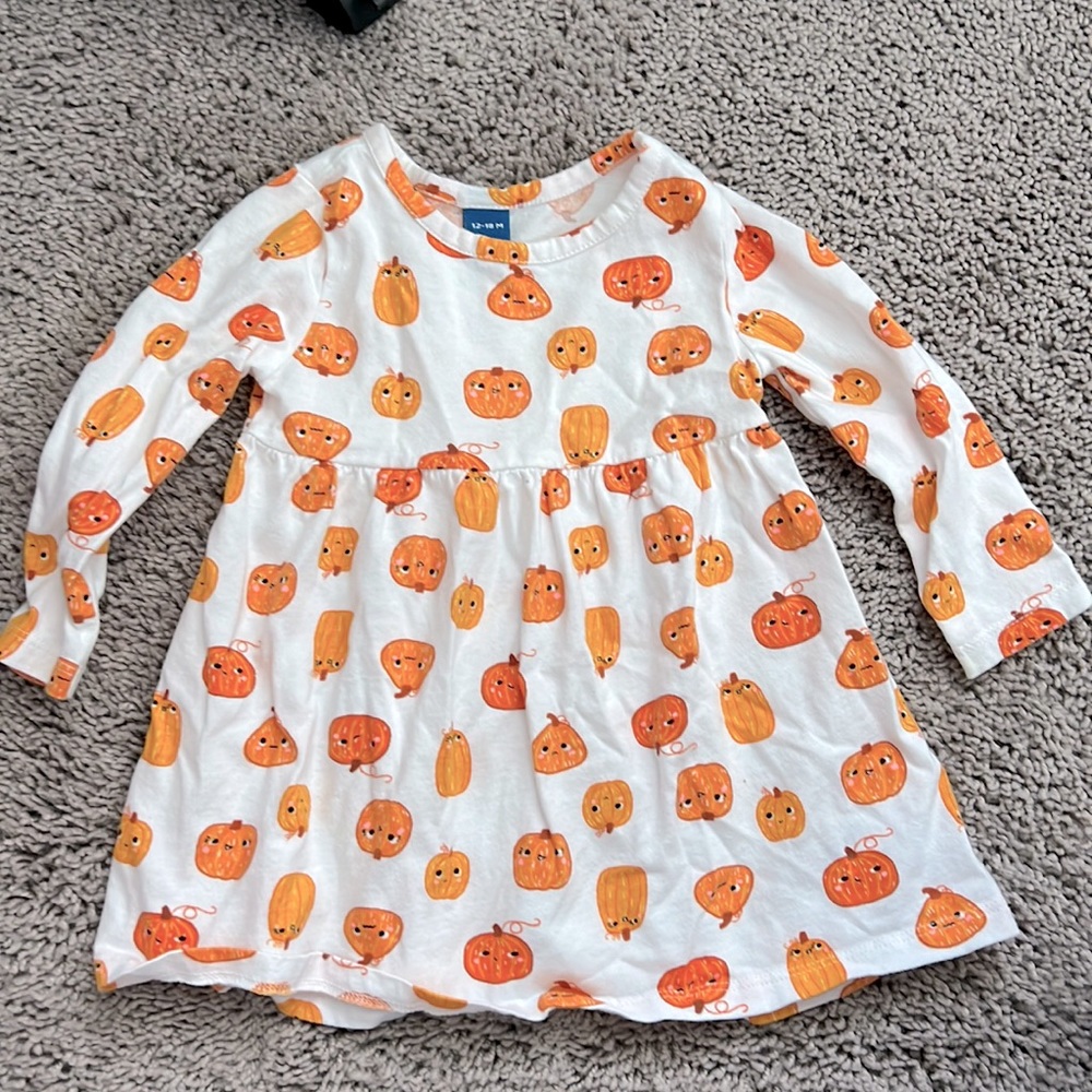 Pumpkin dress